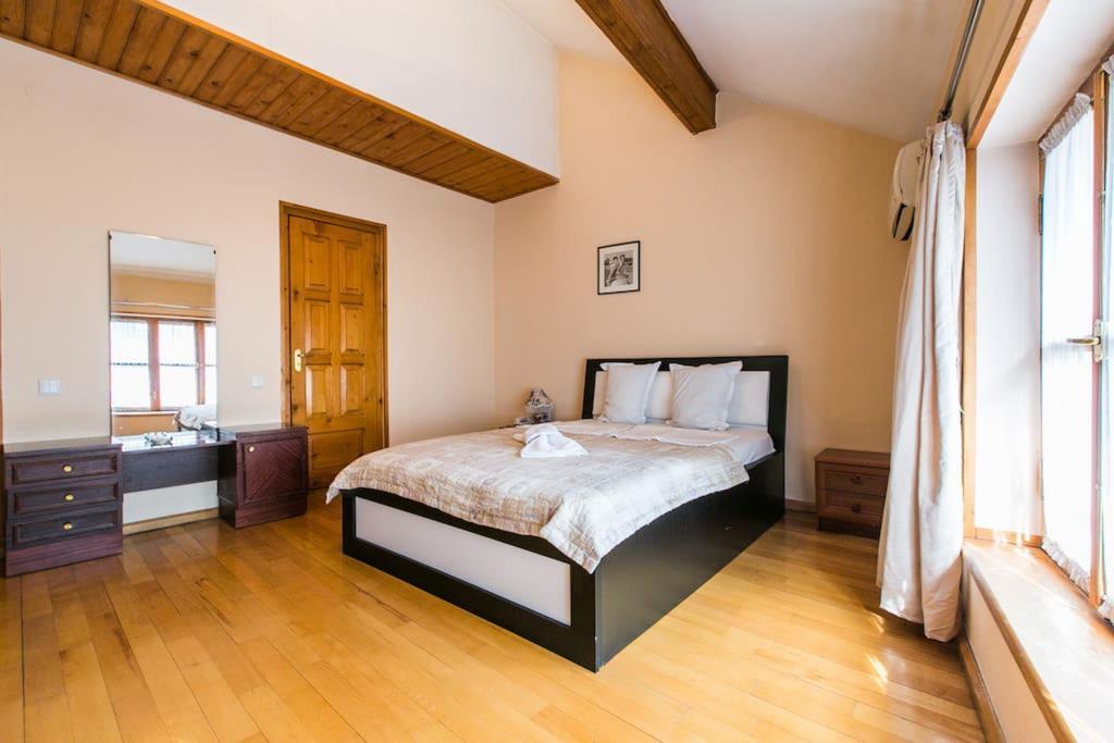 Hotel Royal Тбілісі Екстер'єр фото